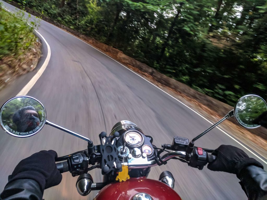 תאונת אופנוע בלי ביטוח חובה – מי יפצה?